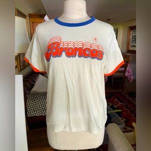 White Denver Broncos short sleeve tee (size large)